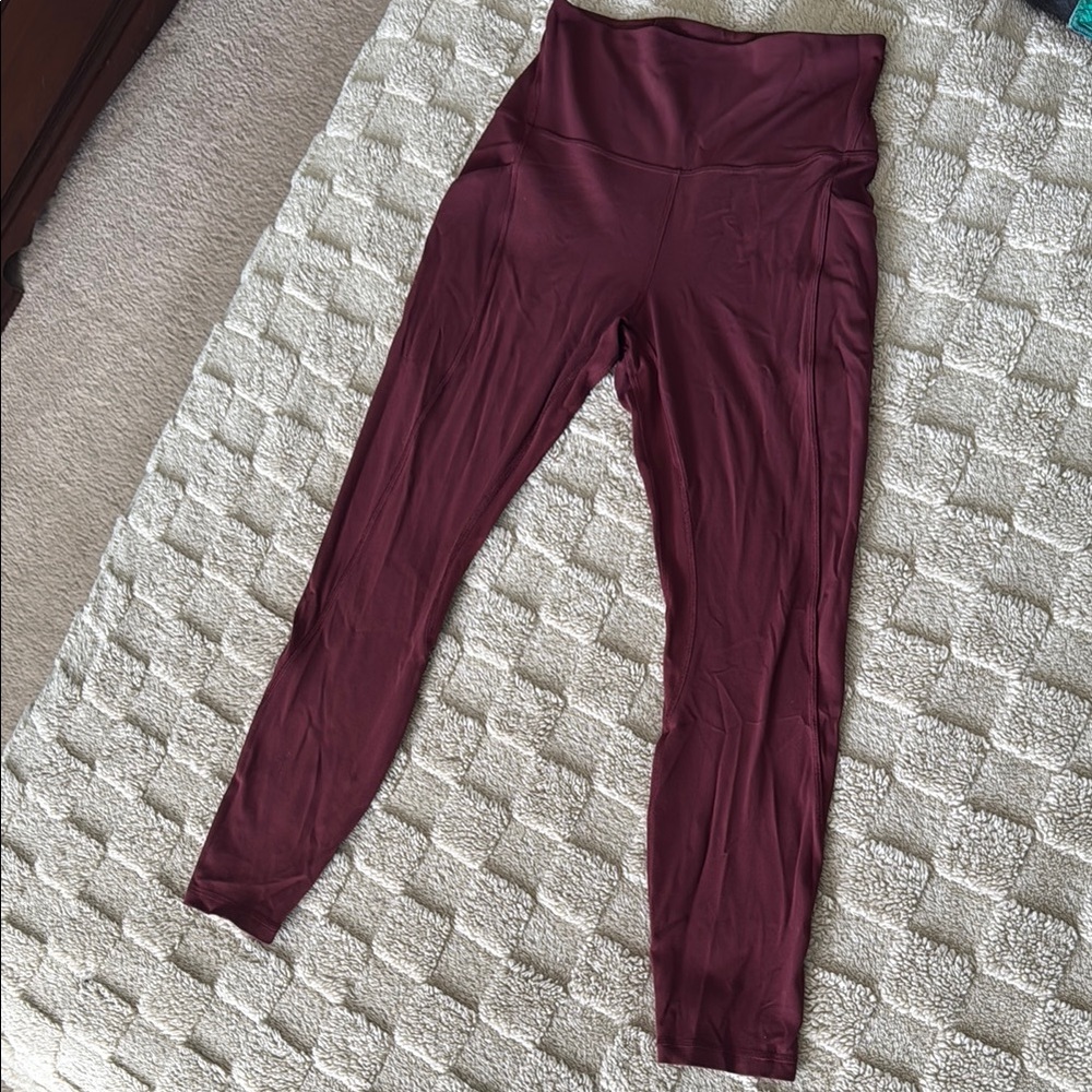 Lululemon leggings with pockets
